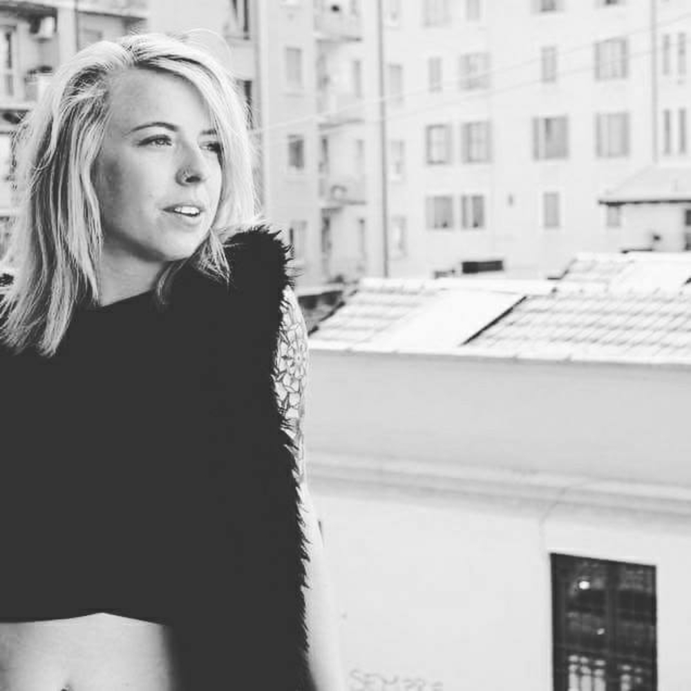 Meet your Posher, Emily